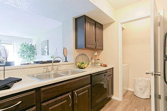 Apartment for rent at Shadow Creek, 6715 Buenos Aires Dr, North Richland Hills, TX 76180
