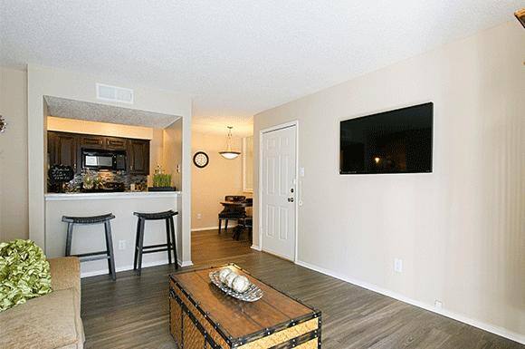 Apartment for rent at Shadow Creek, 6715 Buenos Aires Dr, North Richland Hills, TX 76180