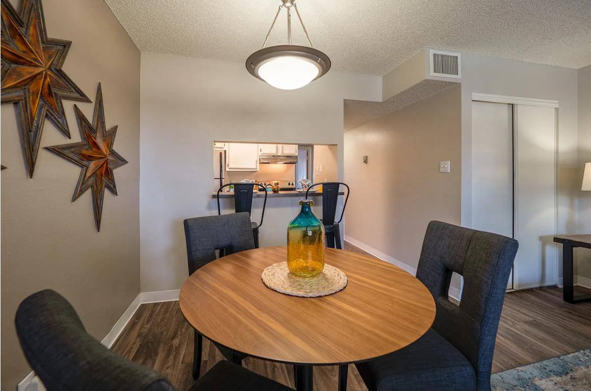 Apartment for rent at The Retreat Apartment Homes, 3011 Jane Place NE, Albuquerque, NM 87111