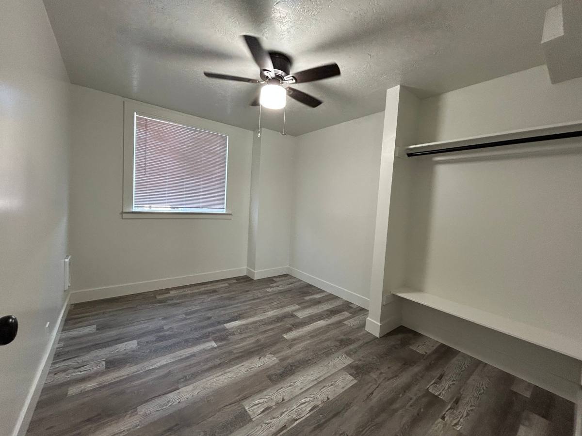 Apartment for rent at 951 N Redwood Rd #5, Salt Lake City, UT 84116