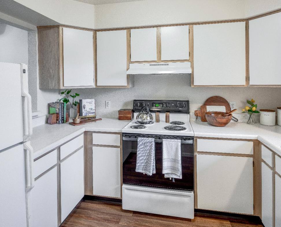 Apartment for rent at 1009 N Holland Sylvania Rd, Toledo, OH 43615