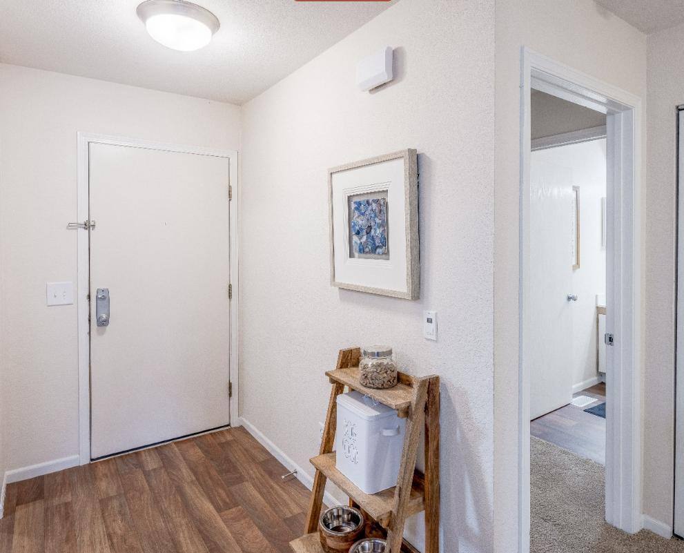 Apartment for rent at 1009 N Holland Sylvania Rd, Toledo, OH 43615