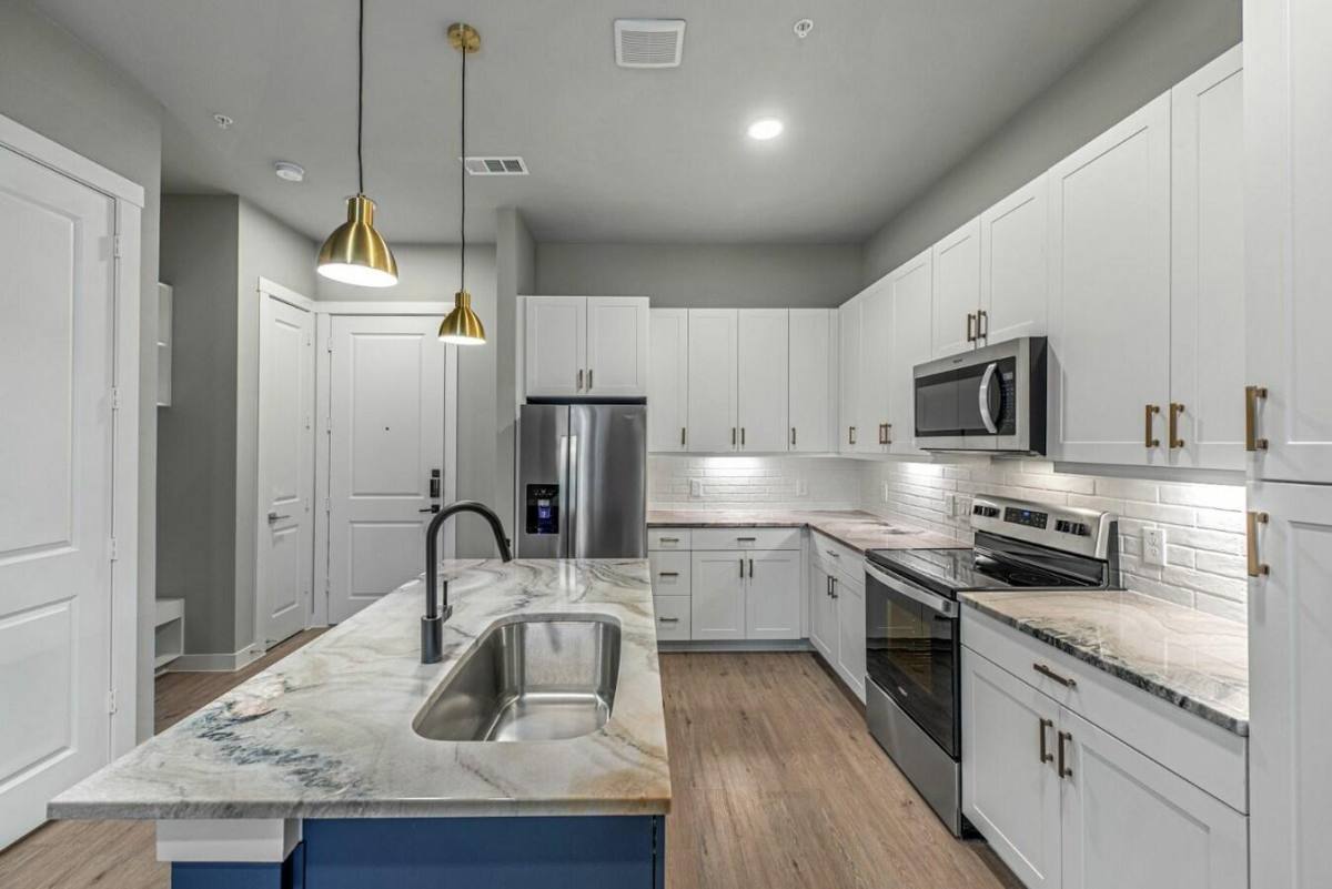 Apartment for rent at 501 W Rosedale St, Fort Worth, TX 76104
