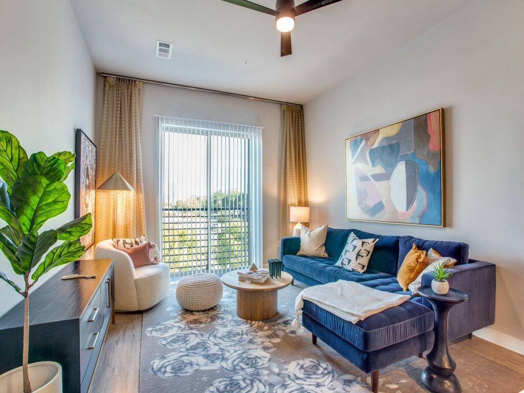 Apartment for rent at 501 W Rosedale St, Fort Worth, TX 76104