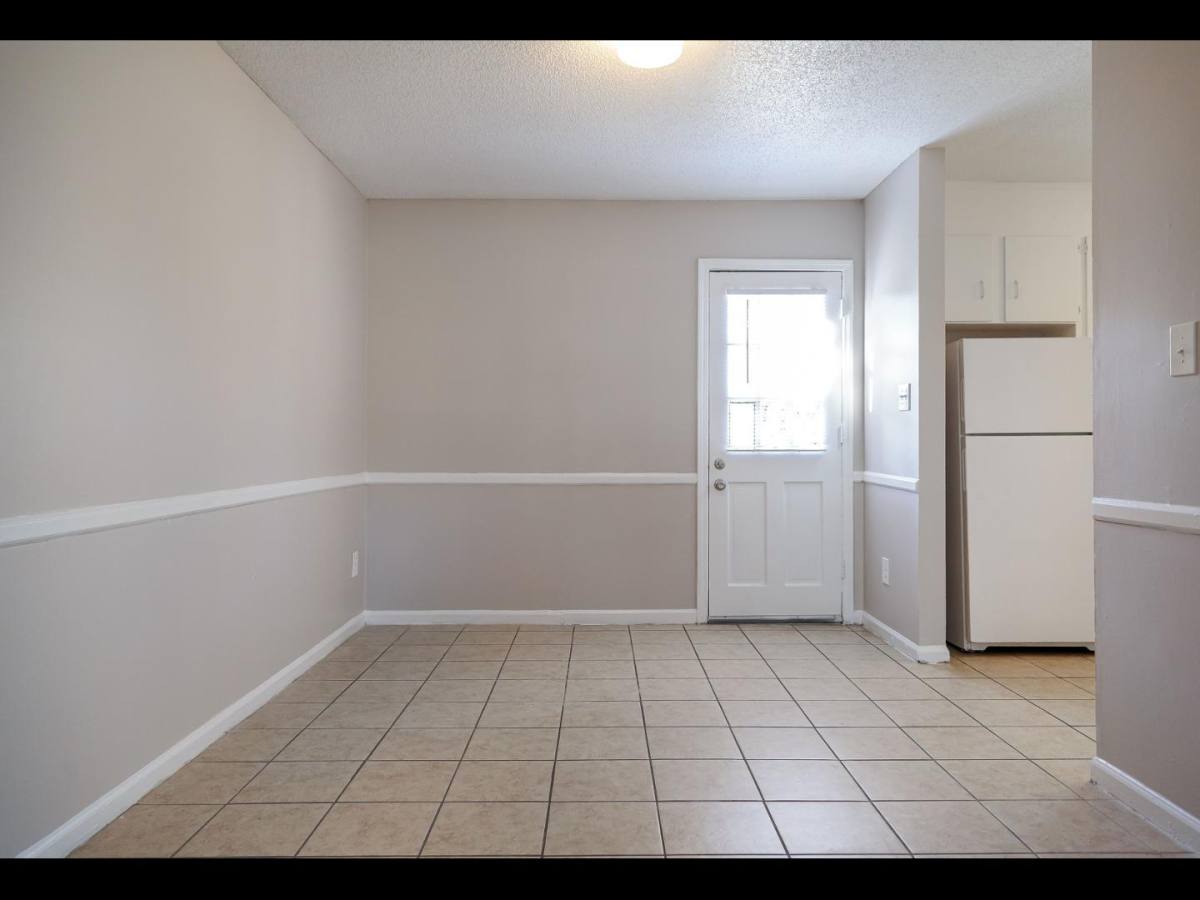 Apartment for rent at Arcadia Village, 5767 Cedars E Court, Charlotte, NC 28212
