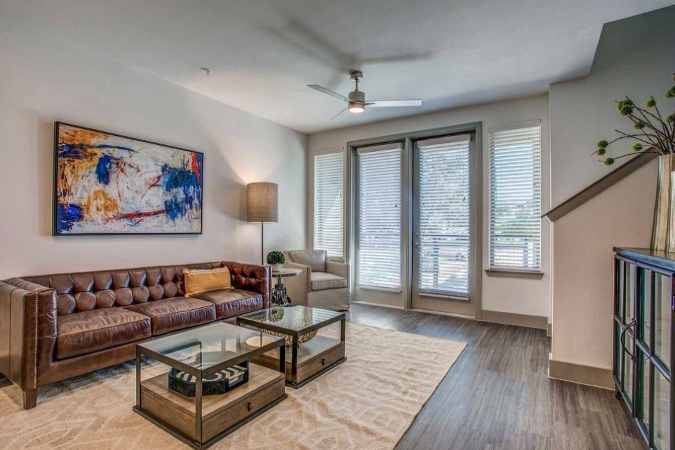 Apartment for rent at 4050 McEwen Rd, Dallas, TX 75244