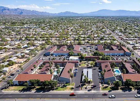 Apartment for rent at Nottinghill, 2660 N Alvernon Way, Tucson, AZ 85712