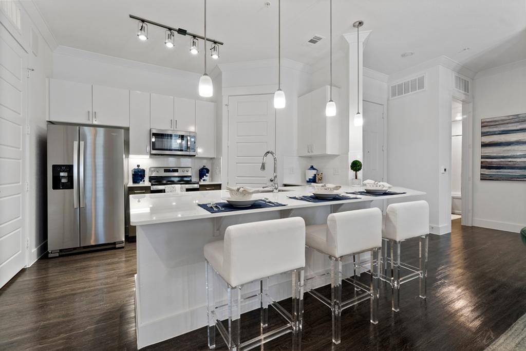 Apartment for rent at 1790 Mercer Parkway, Dallas, TX 75234