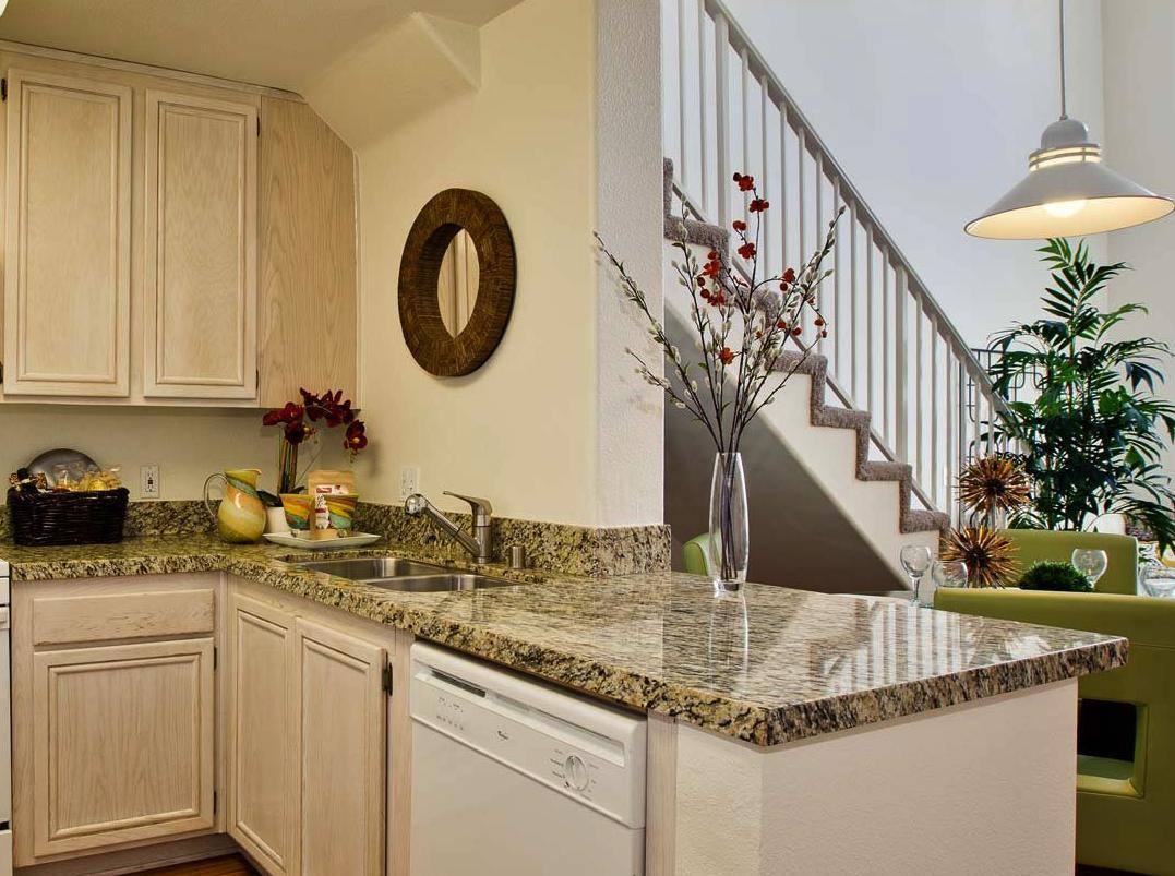 Apartment for rent at The Villas at Park La Brea, 5555 W 6th St, Los Angeles, CA 90036