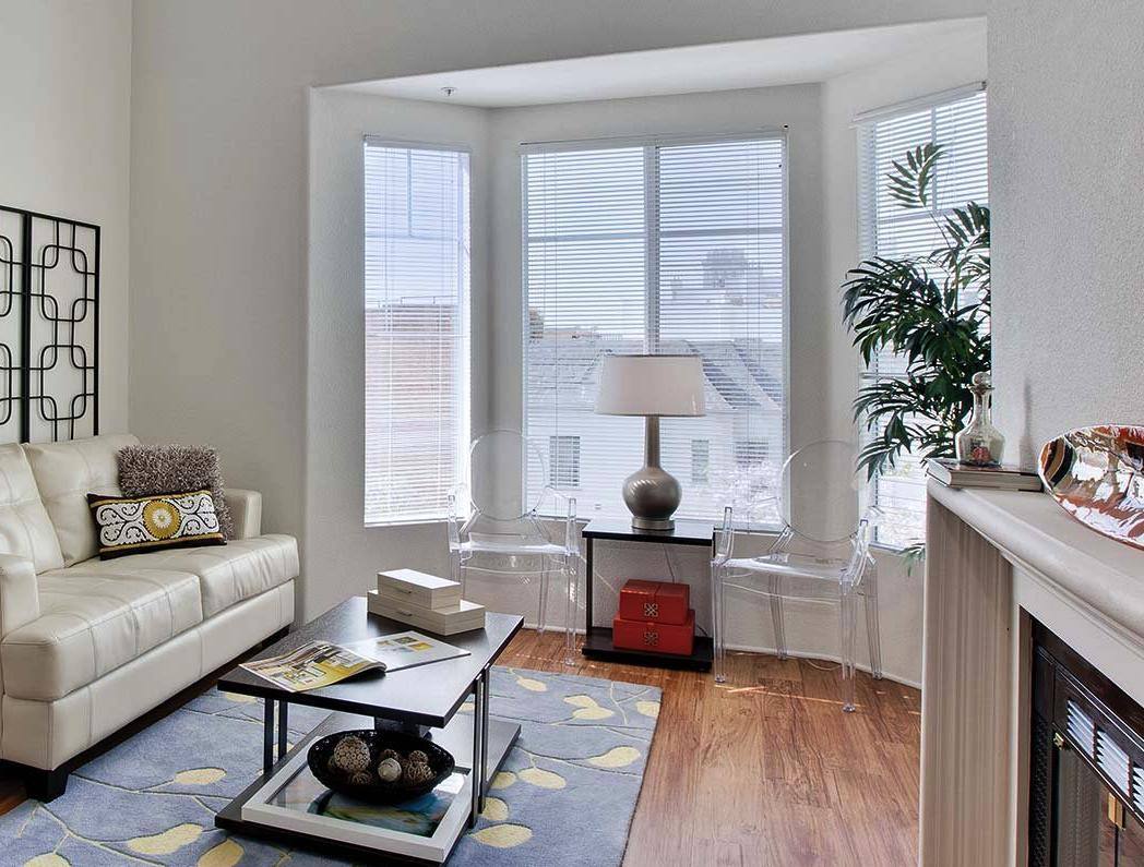 Apartment for rent at The Villas at Park La Brea, 5555 W 6th St, Los Angeles, CA 90036