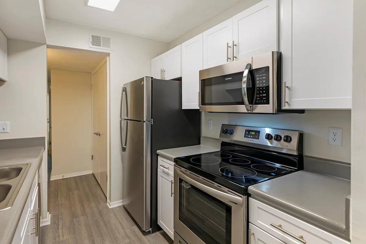 Apartment for rent at Legacy at Church Lake, 5186 Church Lake Dr, Southaven, MS 38671