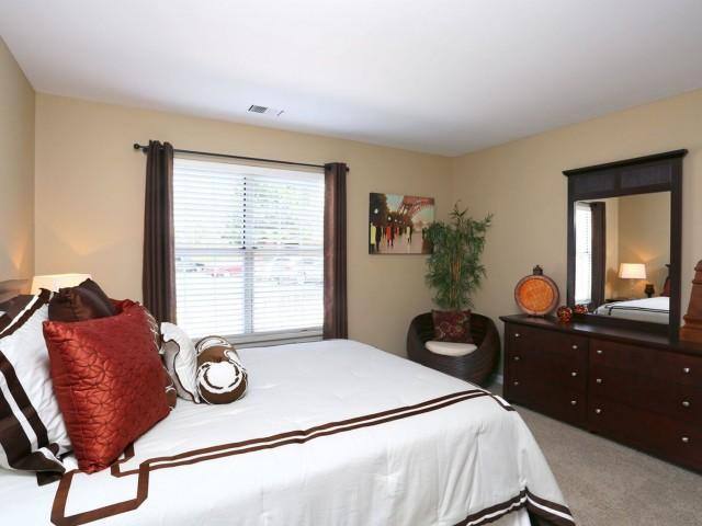 Apartment for rent at 1701 Johnson Dr, Buffalo Grove, IL 60089