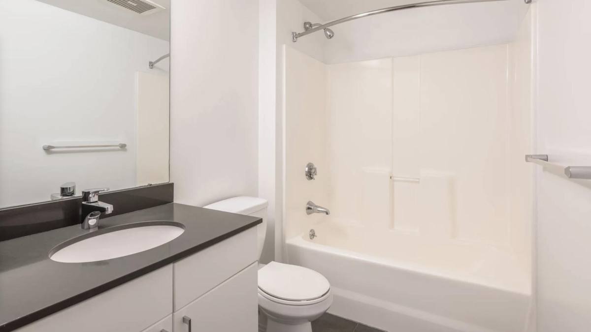Apartment for rent at 237 Moody St, Waltham, MA 02453
