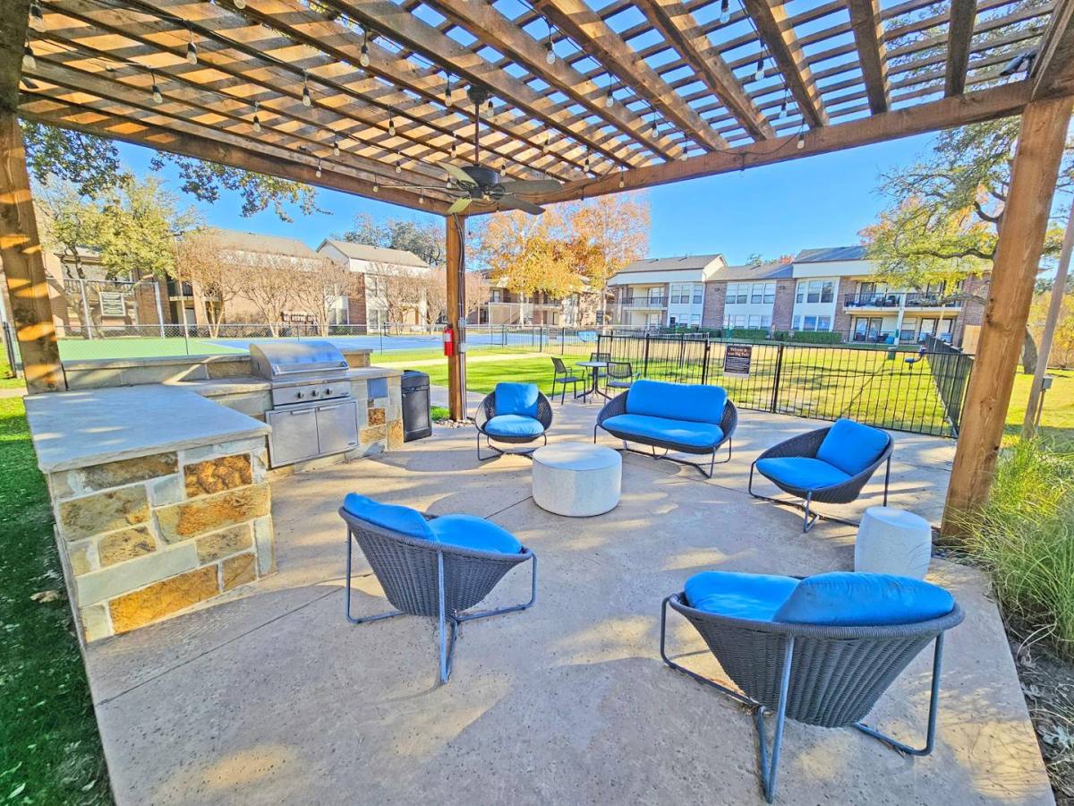 Apartment for rent at Bent Tree Trails, 16300 Ledgemont Lane, Addison, TX 75001