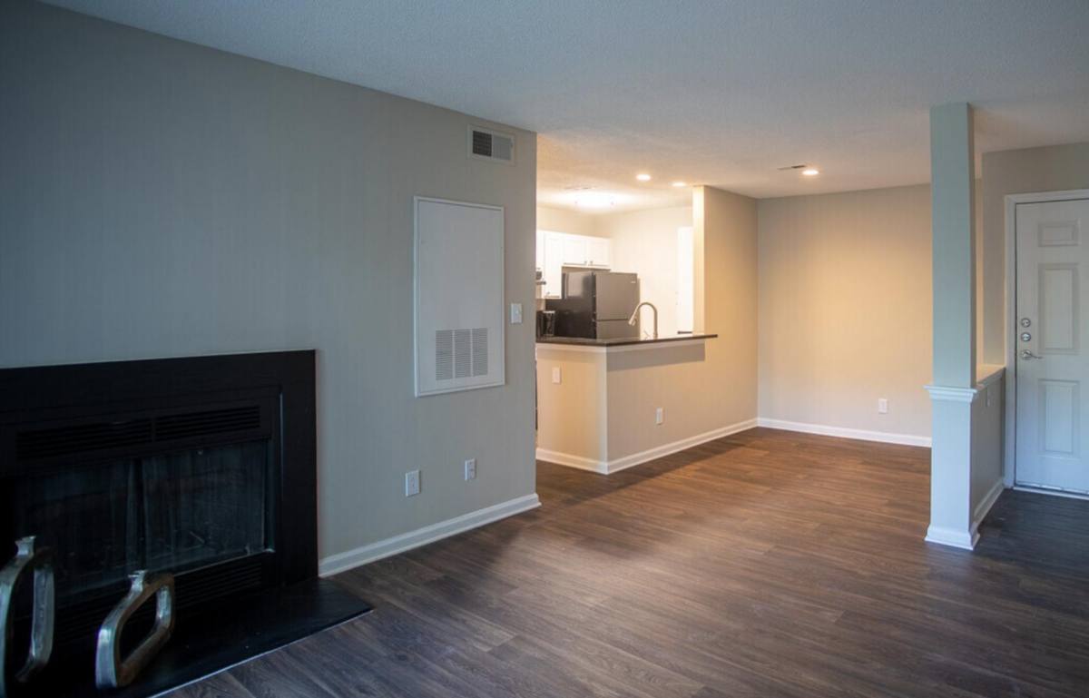 Apartment for rent at Cameron at Hickory Grove, 5625 Keyway Blvd, Charlotte, NC 28215