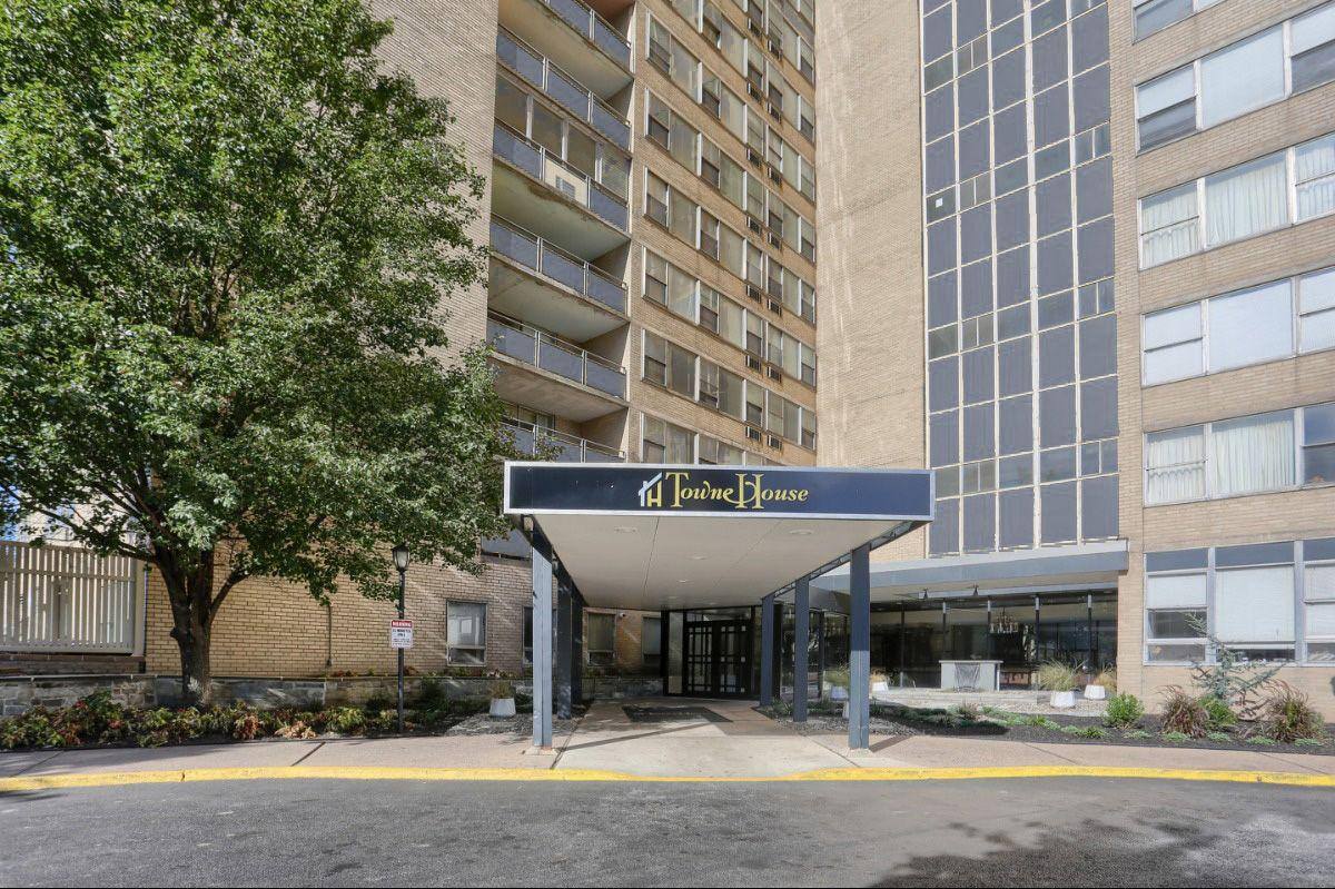Apartment for rent at Towne House, 660 Boas St, Harrisburg, PA 17102