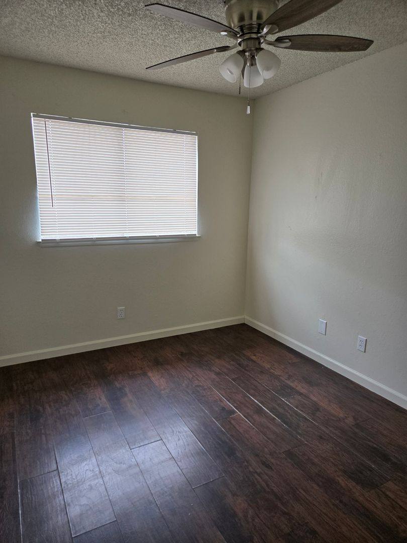 House for rent at 2532 W Chestnut Circle, Visalia, CA 93277