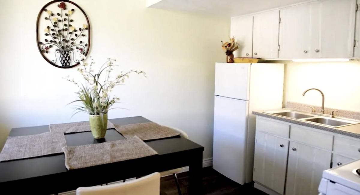 1025 E Orange St, Tempe, AZ 85281 - Apartment for Rent - Image 5