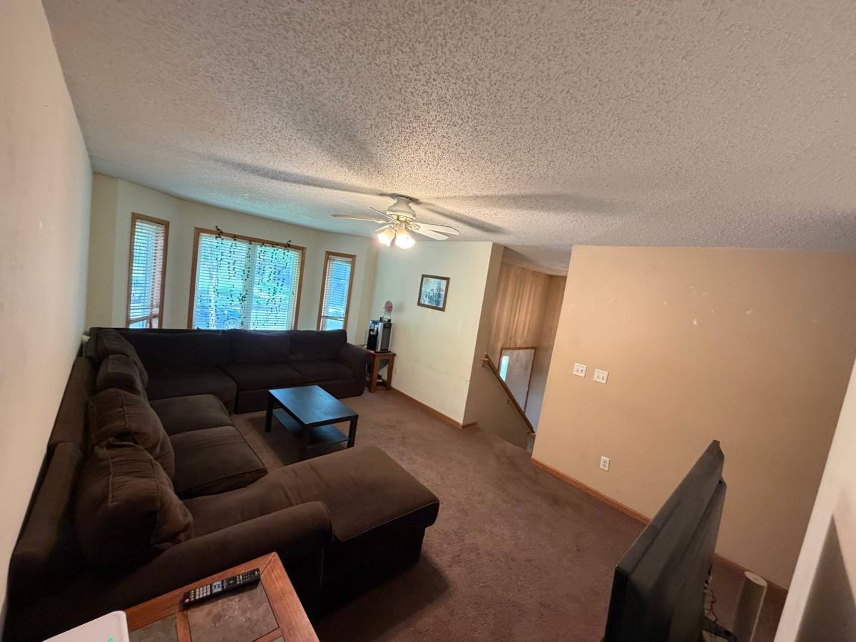 House for rent at 1081 26th Ave SE, Minneapolis, MN 55414
