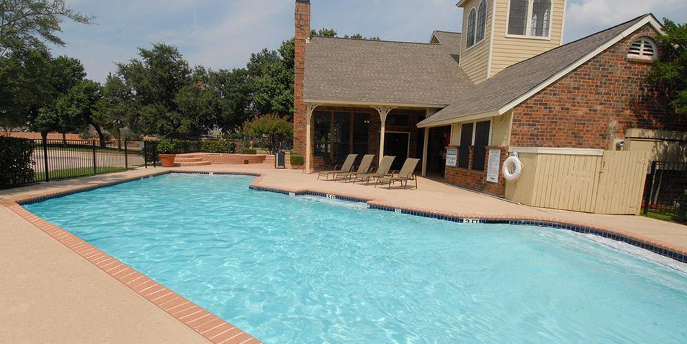 Apartment for rent at 1402 N Valley Parkway, Lewisville, TX 75077