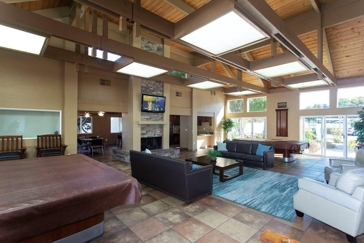 Apartment for rent at Modernaire, 2420 Cardinal Dr, San Diego, CA 92123