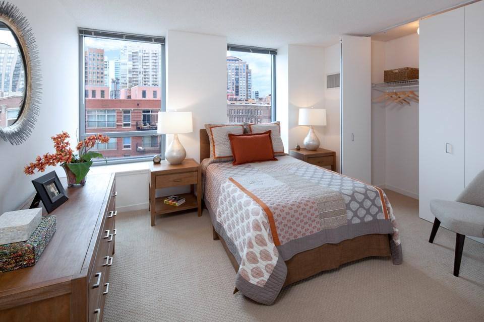 Apartment for rent at 520 N Kingsbury St, Chicago, IL 60654