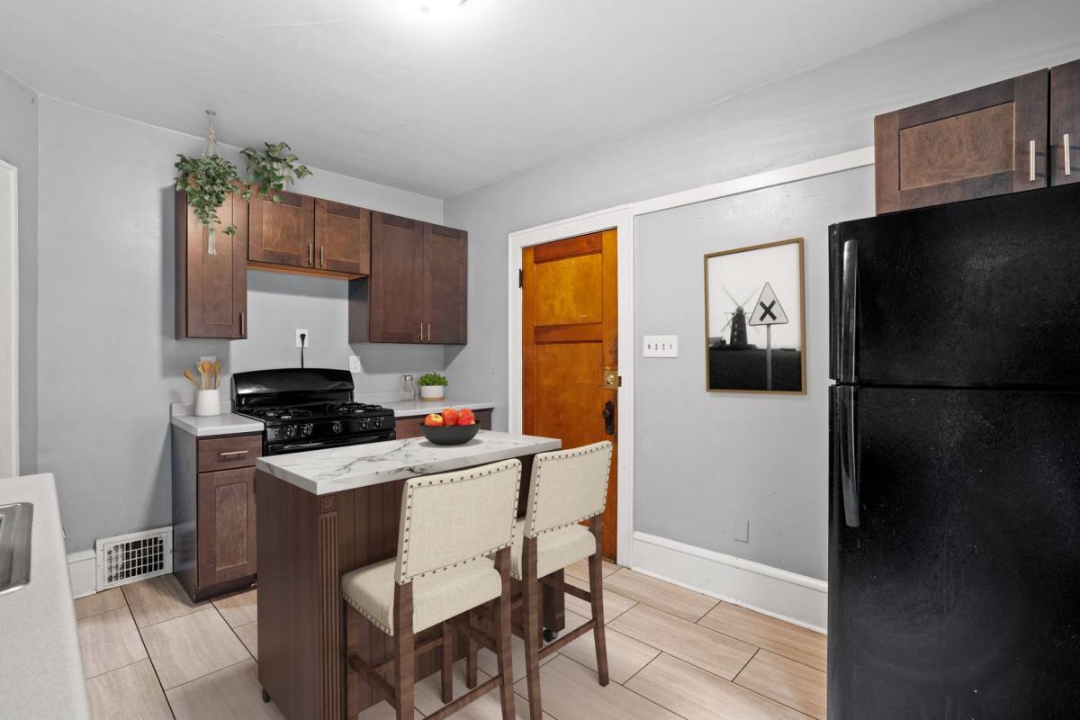 Townhouse for rent at 3040 N Maryland Ave, Milwaukee, WI 53211