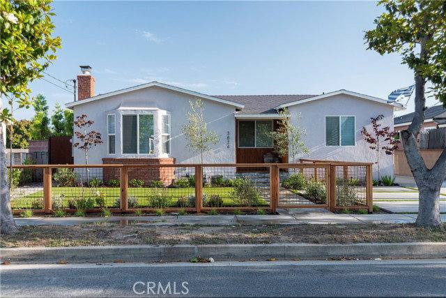 House for rent at 3834 W 111th Place, Inglewood, CA 90303