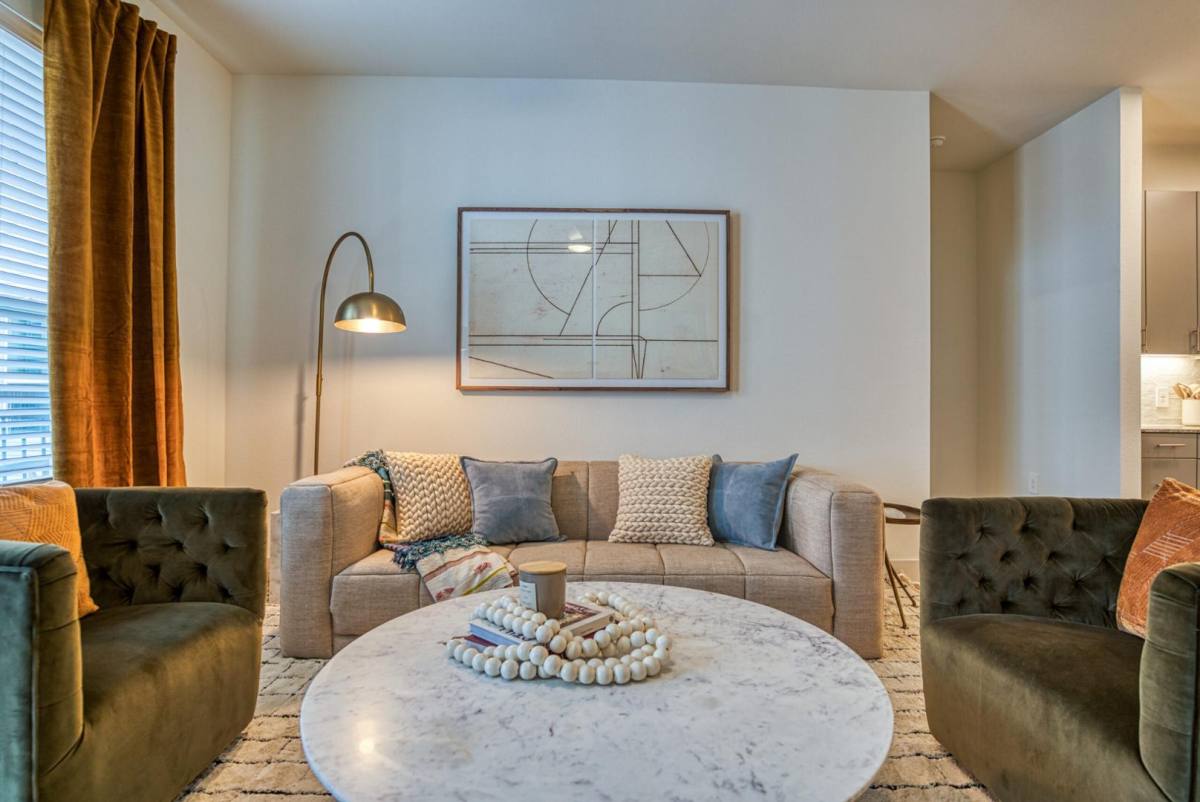 Apartment for rent at 5088 Ross Ave, Dallas, TX 75206
