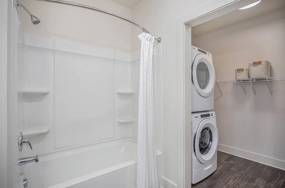 Apartment for rent at 345 Heatherden Ave, Fayetteville, GA 30214