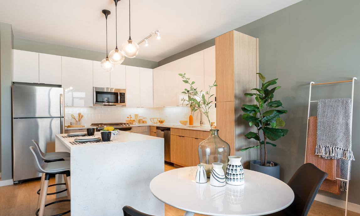 Apartment for rent at 1133 S Blvd, Oak Park, IL 60302
