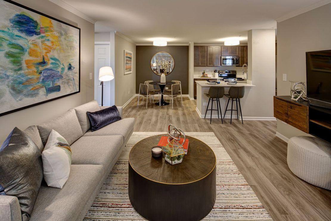 Apartment for rent at Village Green, 30000 Village Green Blvd, Warrenville, IL 60555