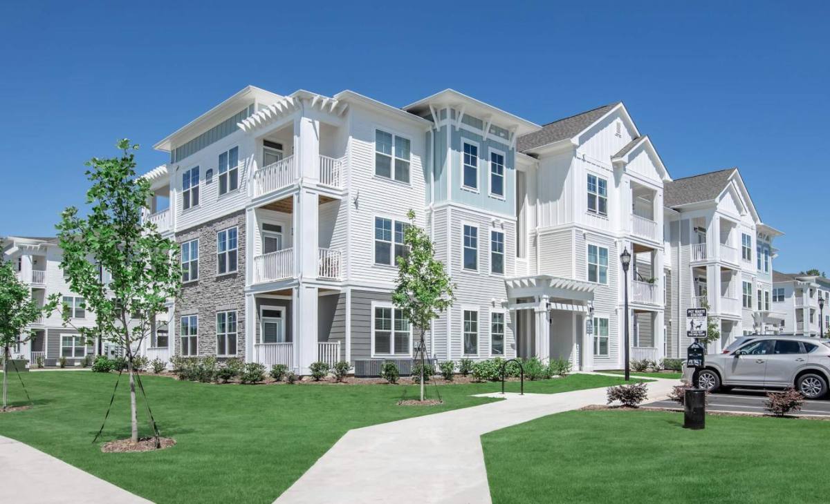 Apartment for rent at 3145 Prado Lane, Charlotte, NC 28214