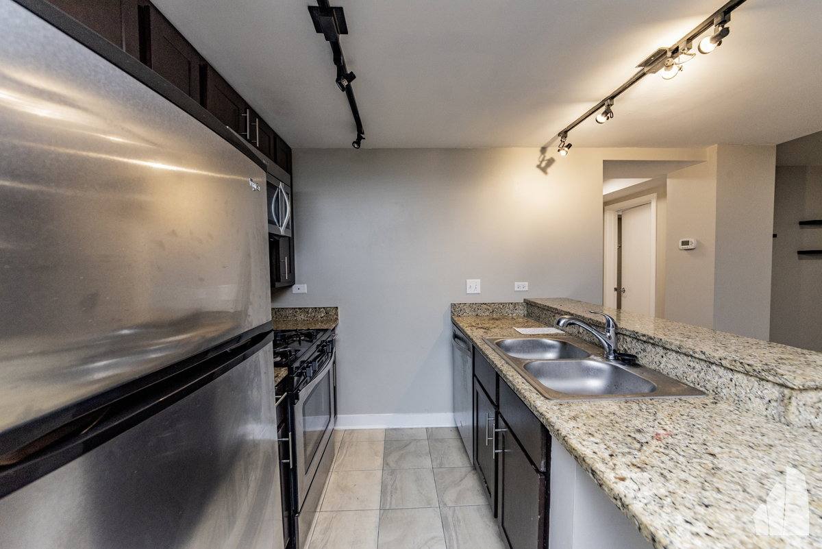 Apartment for rent at 1912 N Lincoln Ave #B01, Chicago, IL 60614