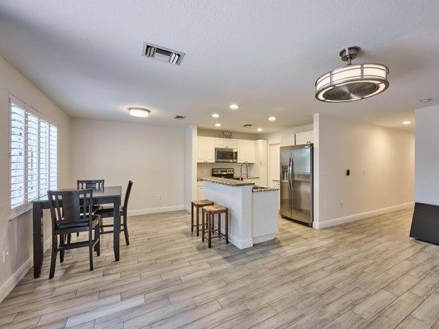 Townhouse for rent at 6725 Old Farm Trail, Boynton Beach, FL 33437