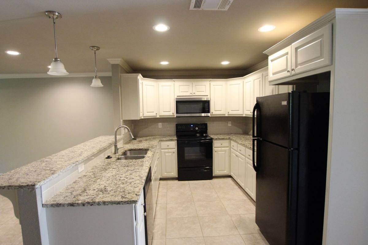 Townhouse for rent at 6335 Villa Rosa Way, Tyler, TX 75707
