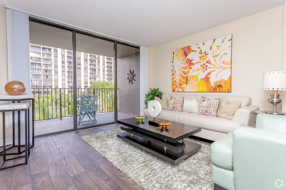 Apartment for rent at 1500 NE 123rd St, Miami, FL 33161