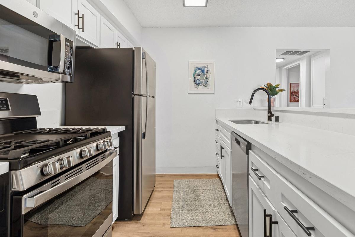 Apartment for rent at The Biltmore, 555 Laurie Lane, Thousand Oaks, CA 91360