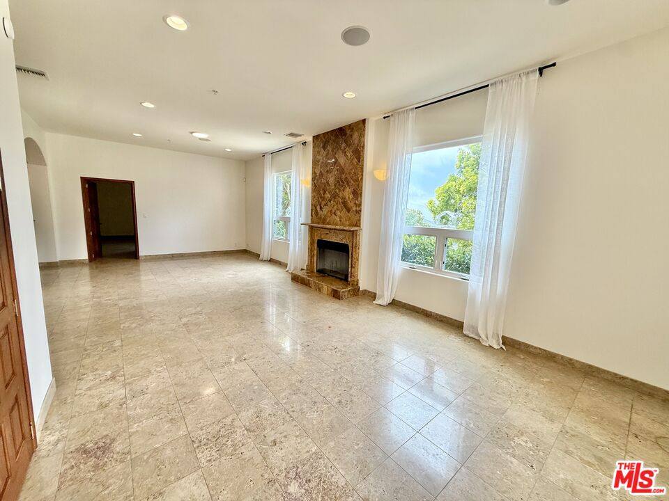 House for rent at 10827 Pacific View Dr, Malibu, CA 90265