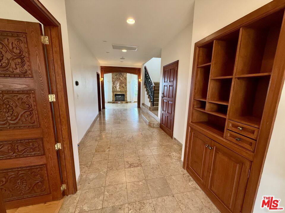 House for rent at 10827 Pacific View Dr, Malibu, CA 90265
