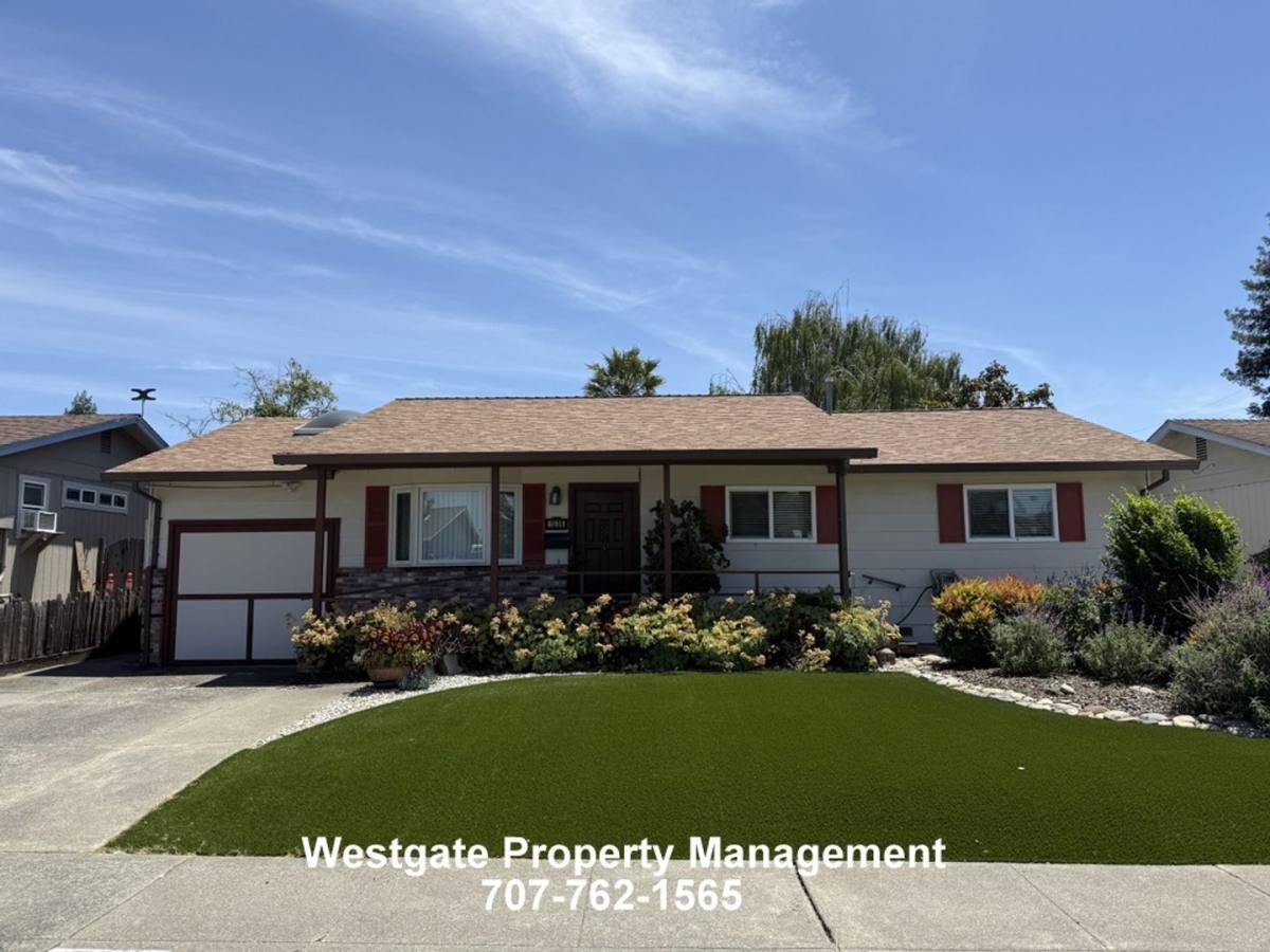 House for rent at 1336 Marian Way, Petaluma, CA 94952