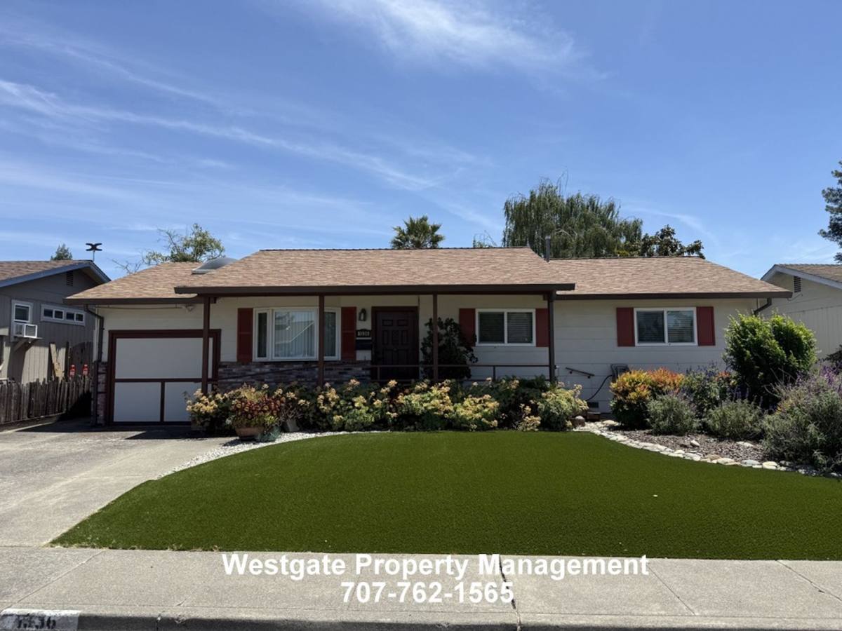 House for rent at 1336 Marian Way, Petaluma, CA 94952