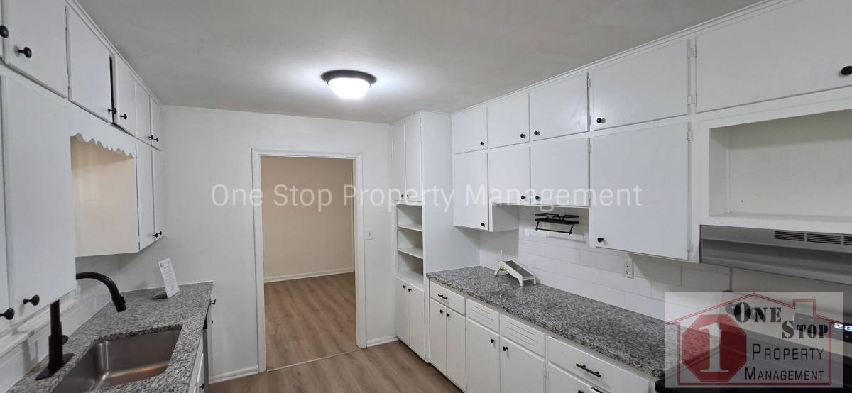 House for rent at 2111 N 49th St, Kansas City, KS 66104