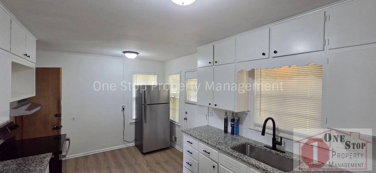 House for rent at 2111 N 49th St, Kansas City, KS 66104