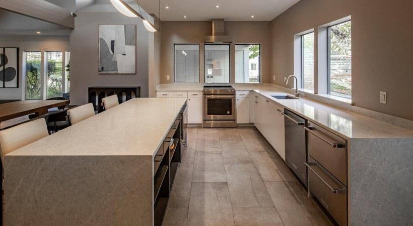 Apartment for rent at 1 Jefferson Parkway, Lake Oswego, OR 97035
