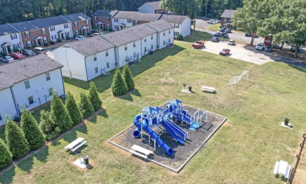 Apartment for rent at Ashbrook Village Apartment Homes, 2295 Pineview Lane, Gastonia, NC 28054