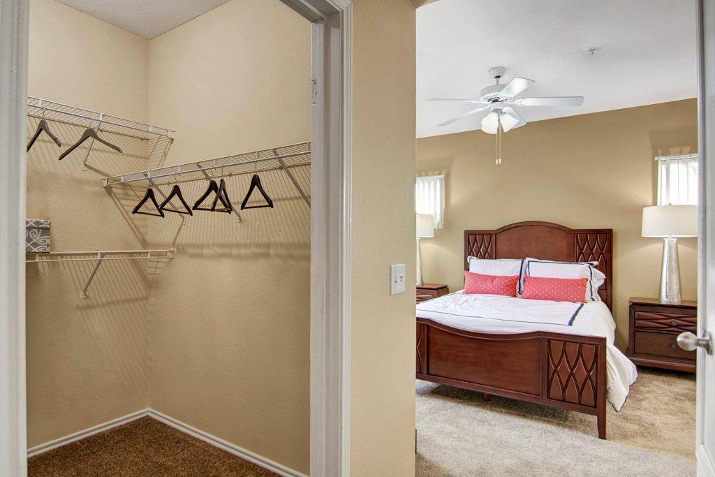 Apartment for rent at Mozaic at Steele Park, 411 E Indian School Rd, Phoenix, AZ 85012
