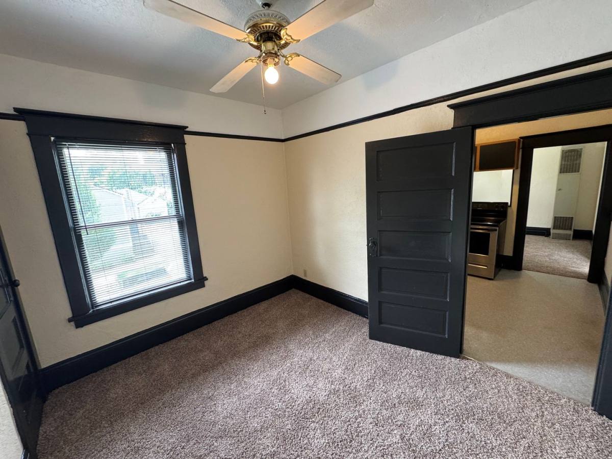 Apartment for rent at 3615 SE Milwaukie Ave, Portland, OR 97202