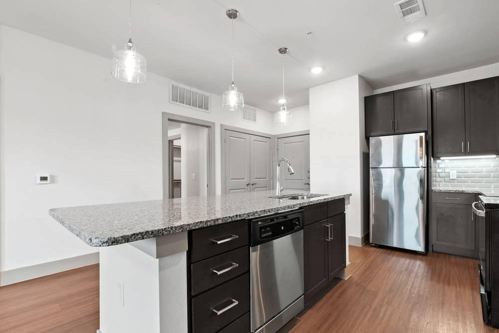 Apartment for rent at 1658 Forum Dr, Grand Prairie, TX 75052