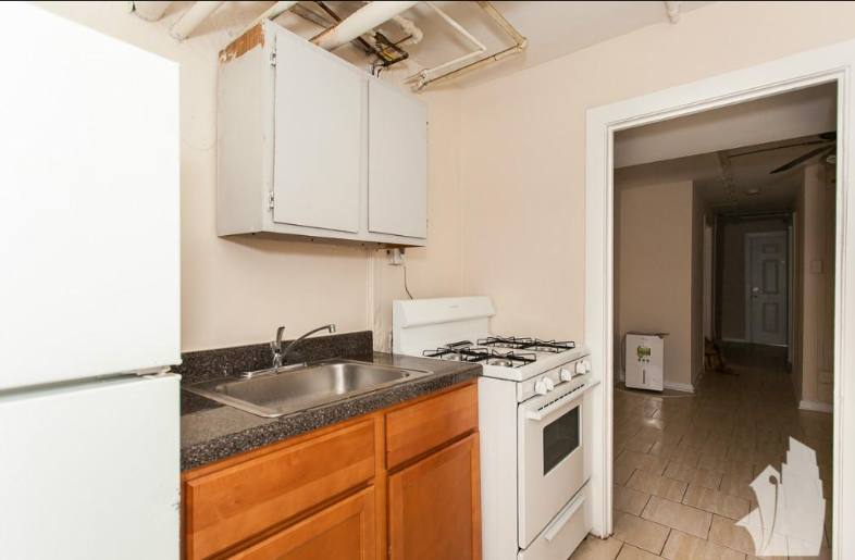 Apartment for rent at 2876 N Clark St #3, Chicago, IL 60657